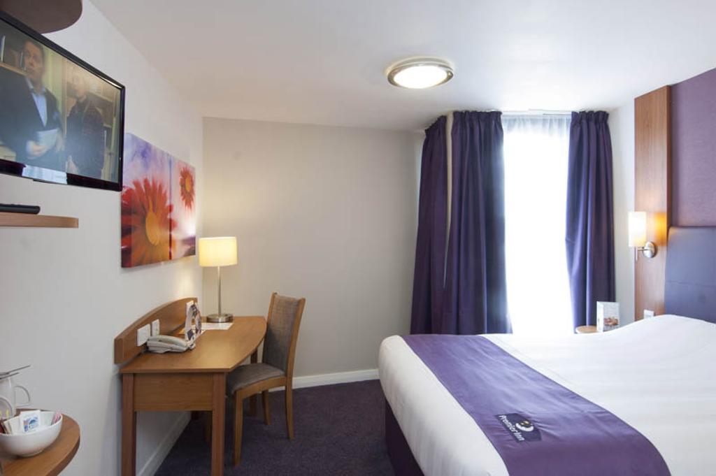 Premier Inn Tonbridge Quarto foto
