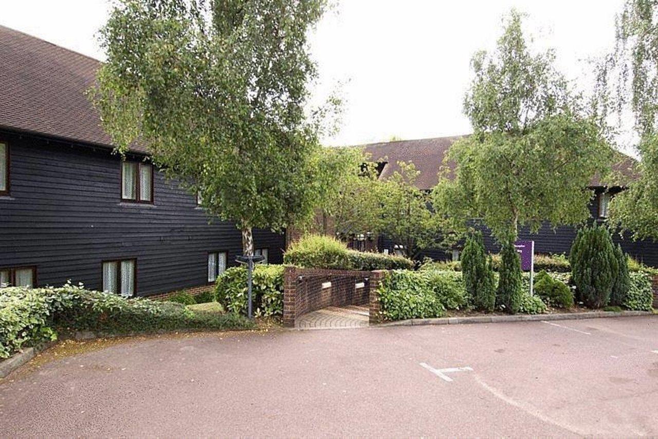 Premier Inn Tonbridge Exterior foto